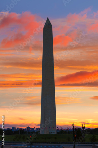 Obraz na plátně Washington Monument sunset in DC USA