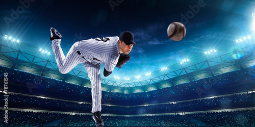 Fotografija Professional baseball players on night grand arena