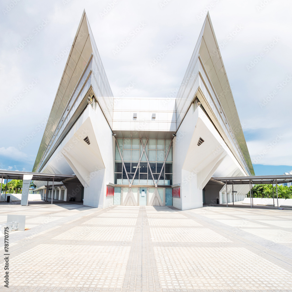 Fototapeta premium skyline and modern art center exterior