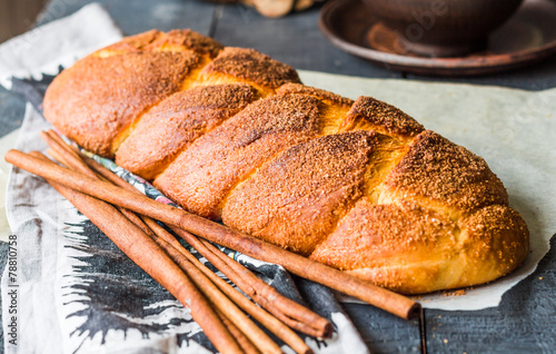 cinnamon bun browned crust, sweet pastries