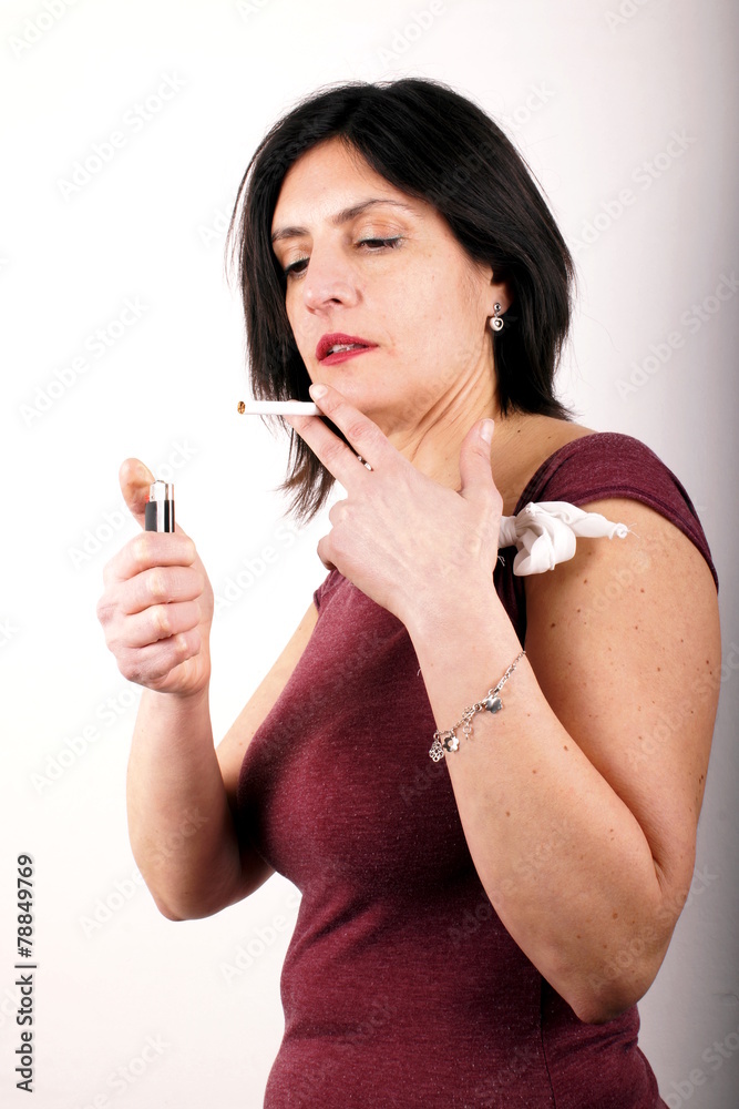 Fototapeta premium Smoking lady