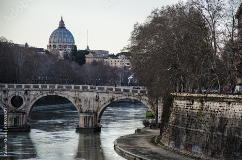 Brücke in Rom, Petersdom