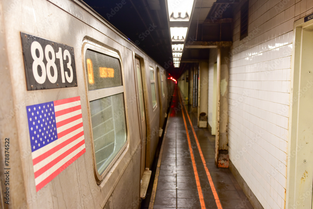 Obraz premium 57th Streen Subway Station - Manhatan, New York