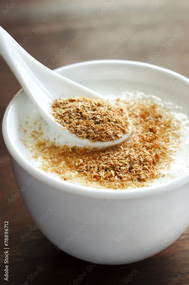 Fresh yogurt with wheat bran Fresh yogurt with wheat bran