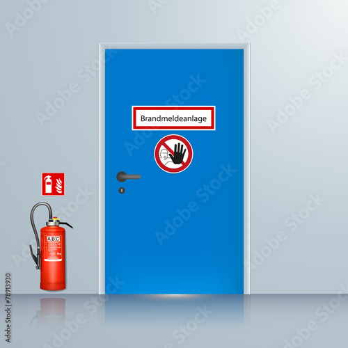 Brandmeldeanlage, BMZ Tür mit Feuerlöscher