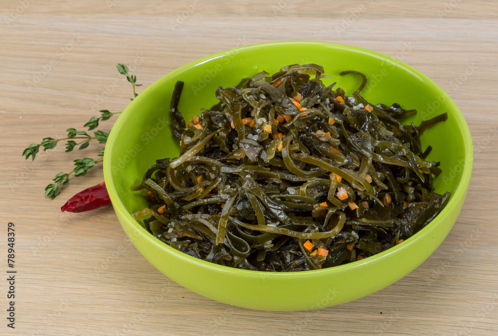 Fototapeta premium Laminaria salad