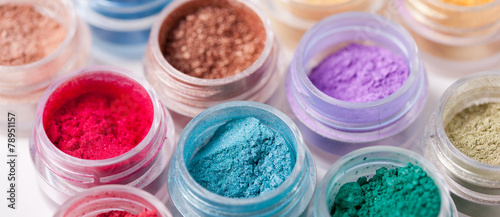 Photographie colorful mineral eyeshadows