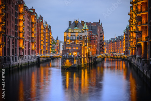 Hamburg city of warehouses palace at night © ryszard filipowicz
