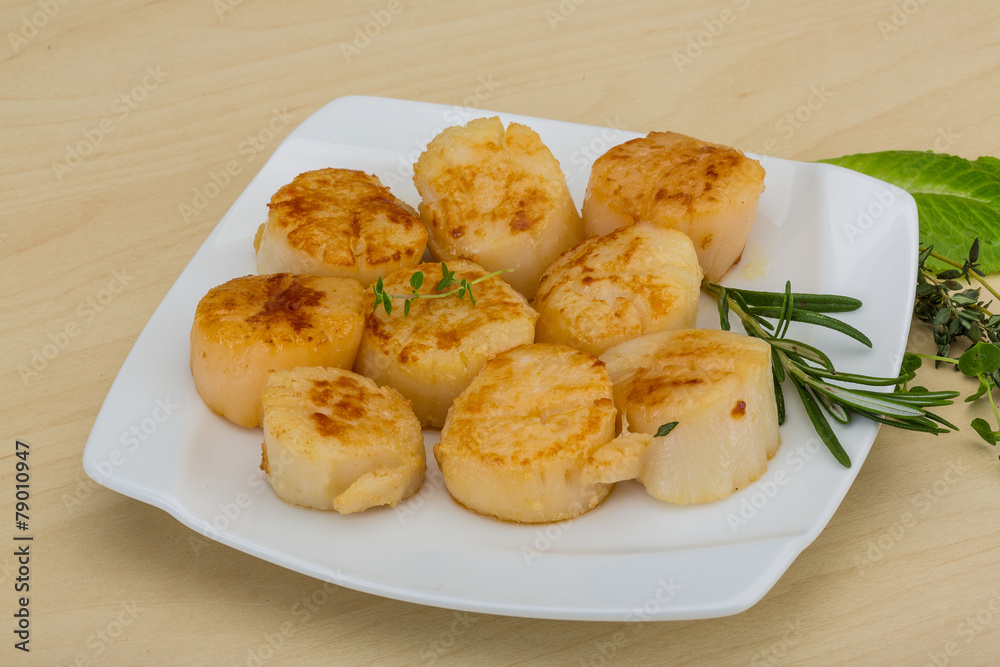 Grilled scallops Grilled scallops