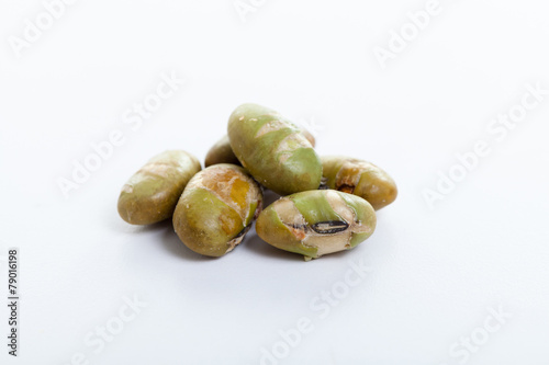 dry roasted and salted edamame nuts, green nut