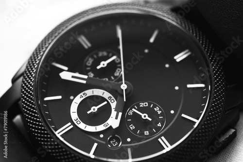 Elegant casual watch