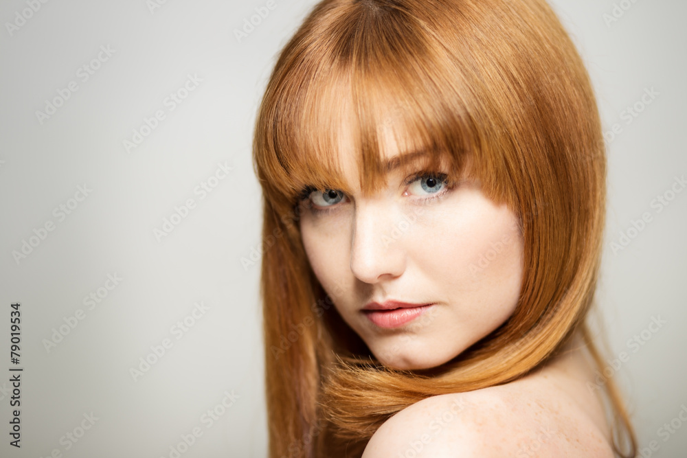 Naklejka premium beauty head shot