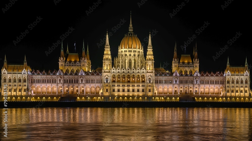 Night detail of the Parliament building