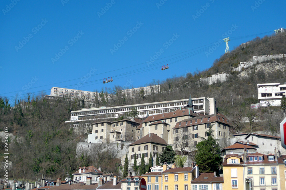 téléphérique et fort de la bastille