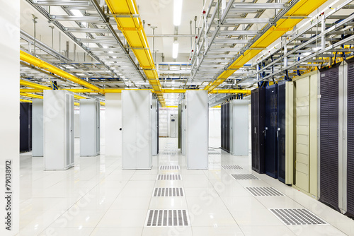 Wallpaper Mural orbital in the Telecommunication room Torontodigital.ca