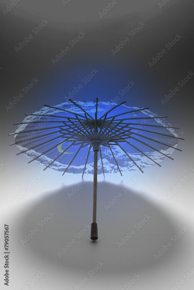青く光る和傘 Stock イラスト Adobe Stock