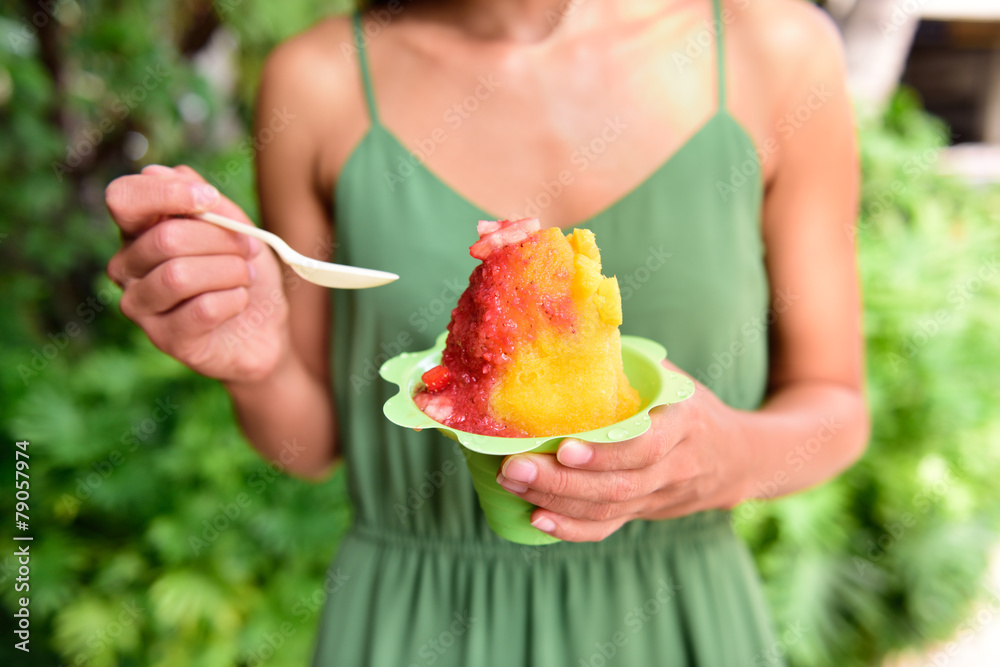 Wall Mural Shave ice - Hawaiian shaved ice dessert
