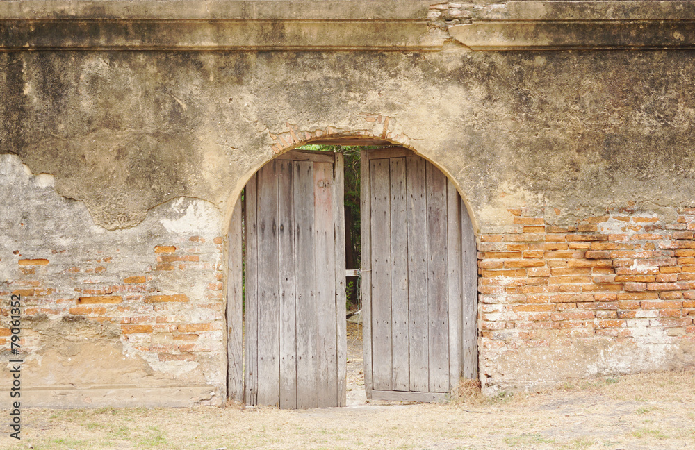 Rustic timber arch door Rustic timber arch door