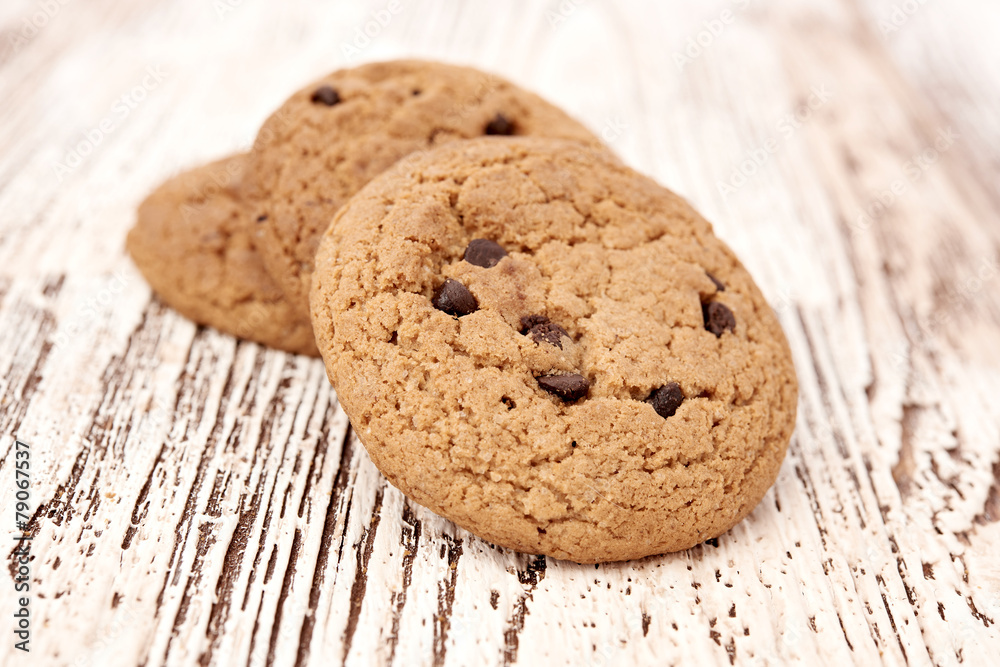 oat cookies on wooden table