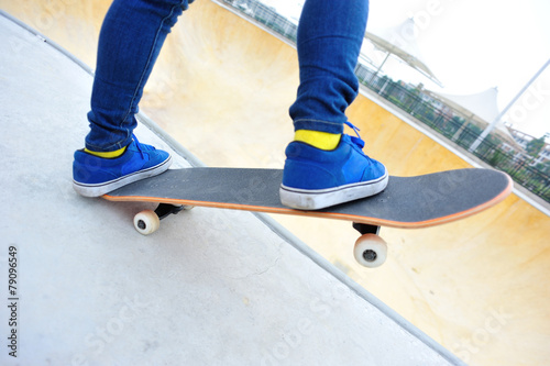  skateboarding legs at skatepark © lzf