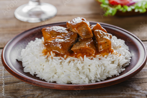 beef stew with white rice and sauce