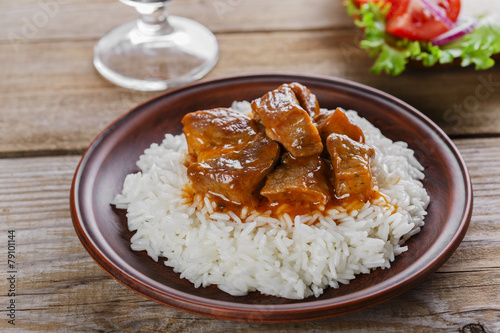 beef stew with white rice and sauce