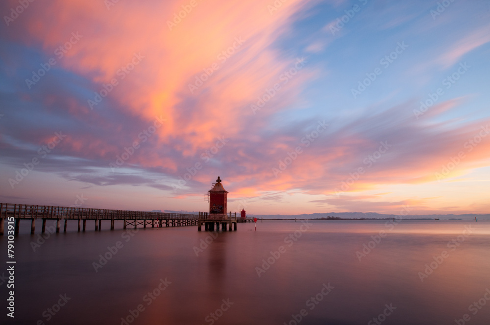 Alba al faro
