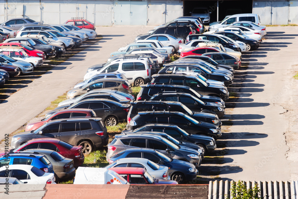 Obraz premium Garage and cars