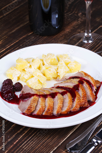 Duck breast fillet with blackberries and wine sauce