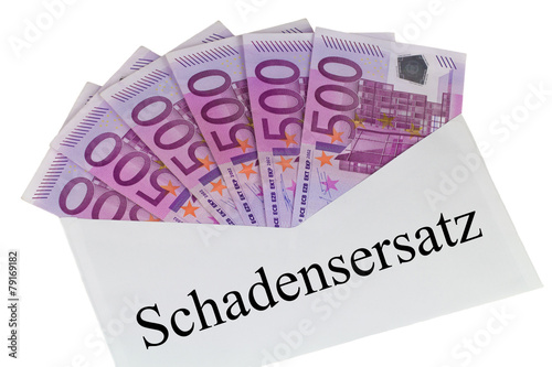 Schadensersatz - Kuvert mit 500 Euro Banknoten photo