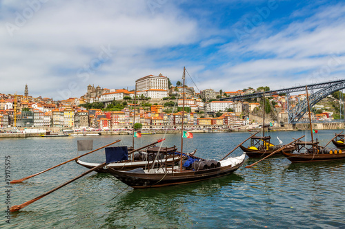 Porto and old  traditional boats © Sergii Figurnyi