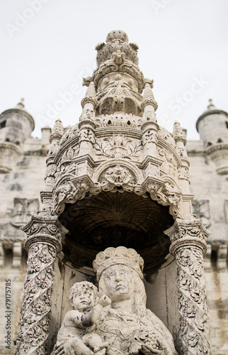 Madonna con bambino sulla Torre di Belem - Lisbona