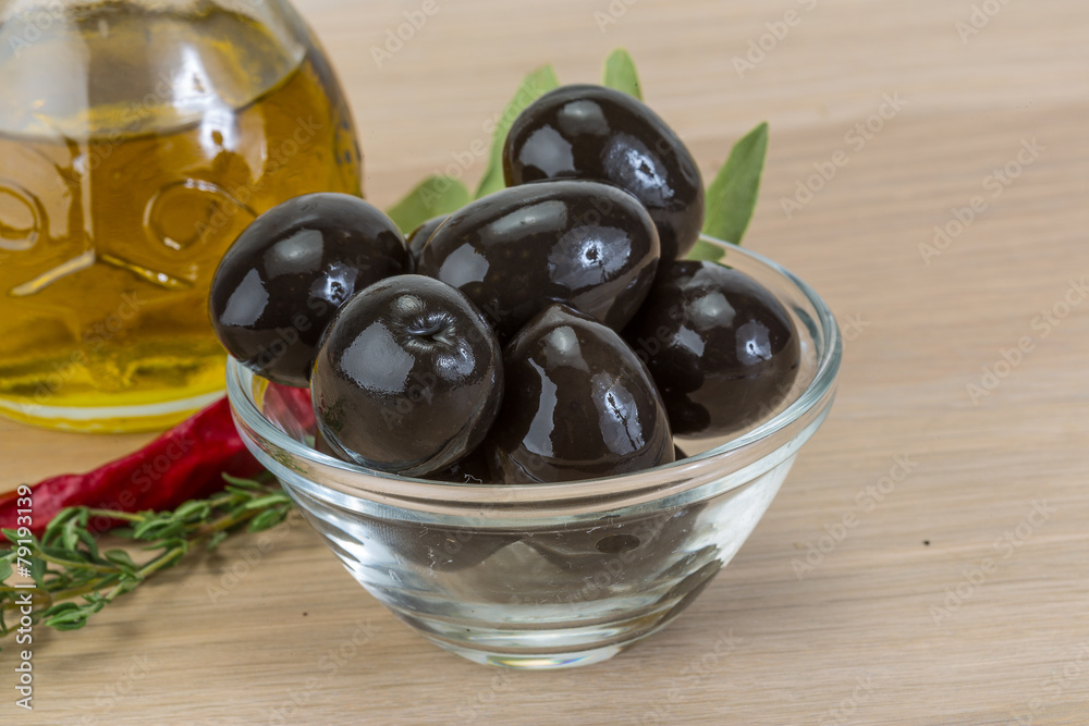 Black olives Black olives