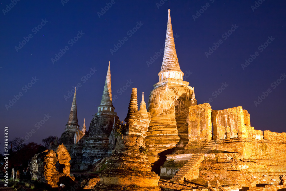 Fototapeta premium ruins of temple Phra Si Sanphet, Ayutthaya, Thailand