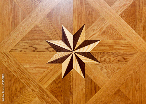 Wood star photo