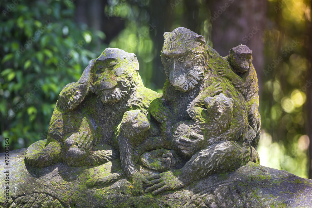 Figure of Long Tailed Macaque with her Infant Figure of Long Tailed Macaque with her Infant