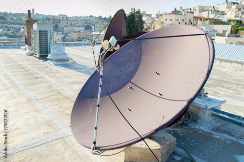 Fotografija satellite antenna in Jerusalem
