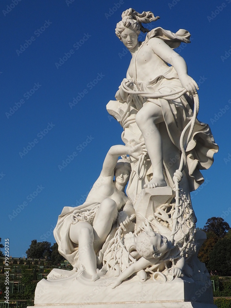 Obraz premium Statue im Park