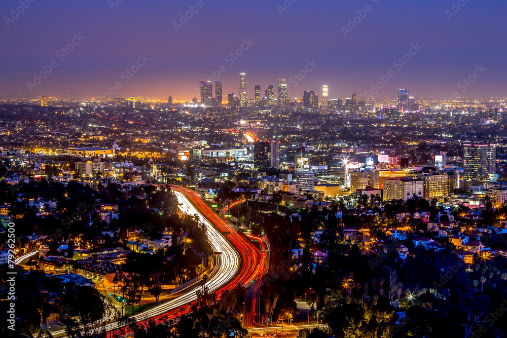 Fototapeta premium Los Angeles downtown and hollywood skyline at night