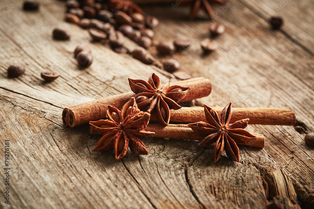Cinnamon and anise Cinnamon and anise