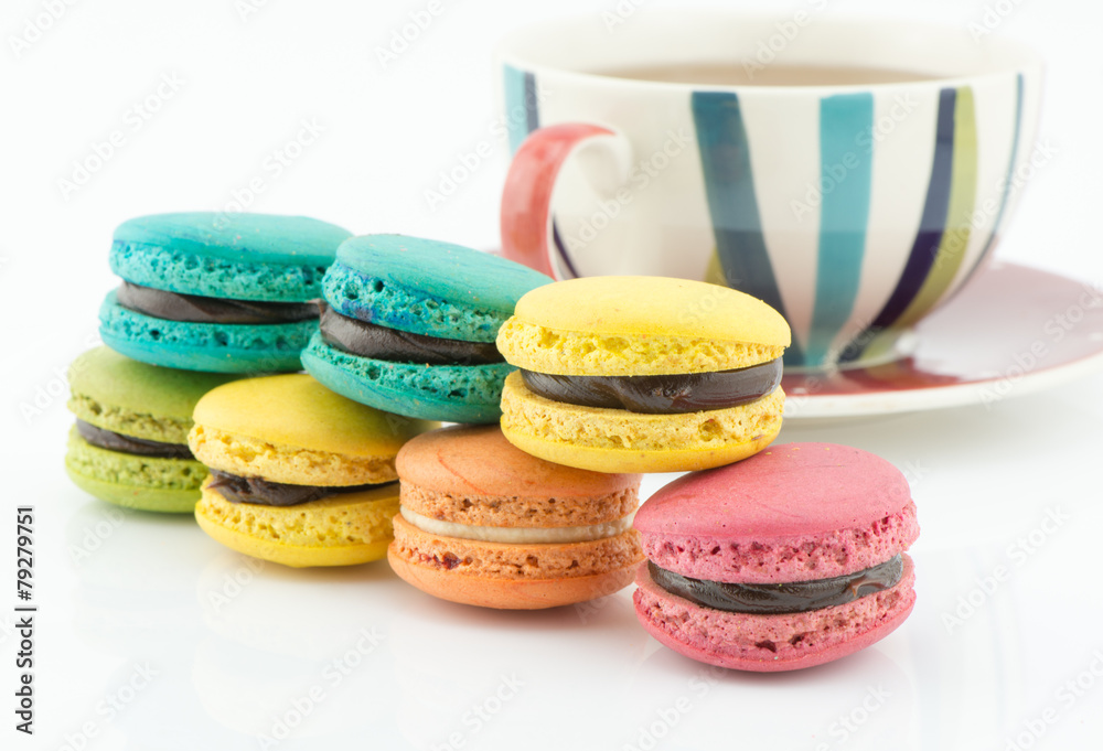 Fototapeta premium Colorful macaroons on a white background