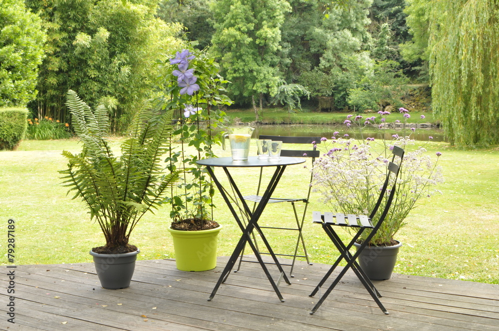 Meuble de jardin Stock Photo | Adobe Stock