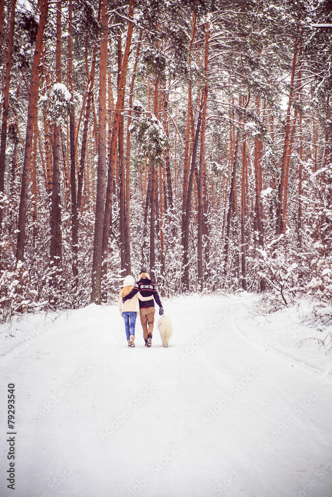 boy and girl hugging, go backwards, side by side, dog, boy and girl hugging, go backwards, side by side, dog,