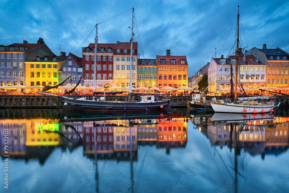 Nyhavn in Copenhagen, Denmark - obrazy, fototapety, plakaty 