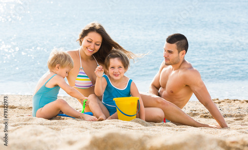 Fotografia Holiday family with children