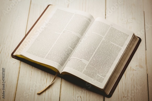 Foto An Open bible