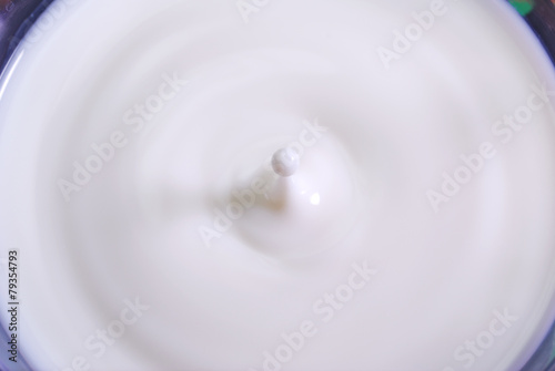 Latte fresco cymatics