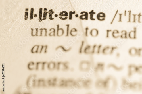 dictionary definition of word illiterate