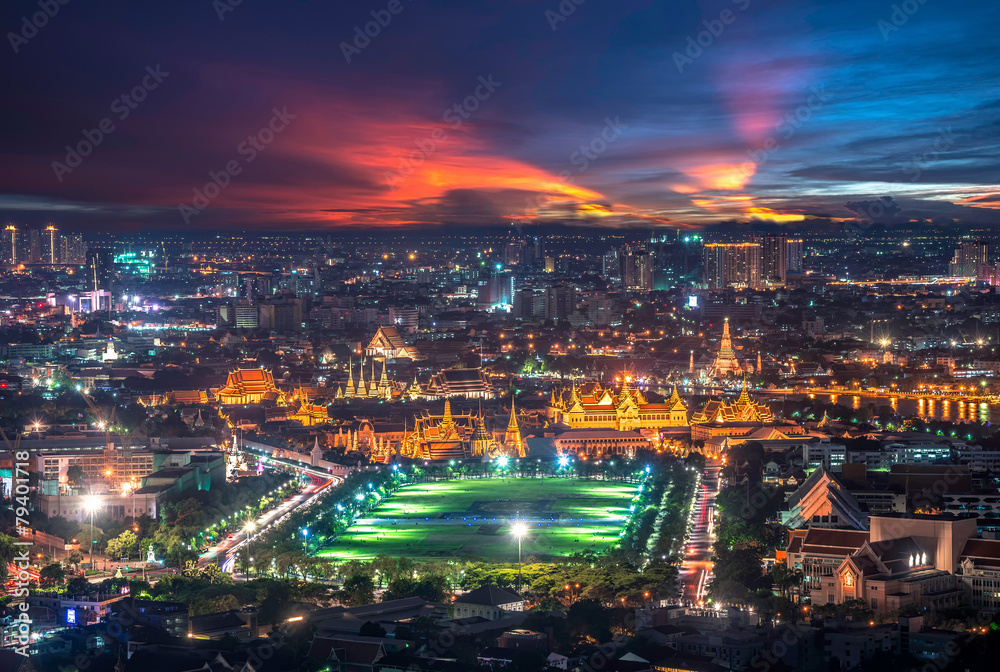 Wat phra kaew sunset