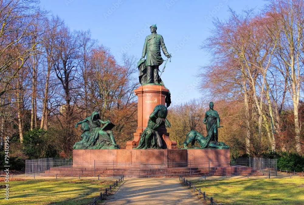 Berlin Bismarck-Nationaldenkmal 01